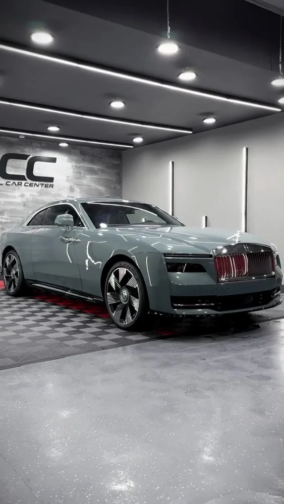 Rolls-Royce Spectre